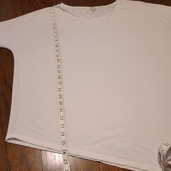 Umgee  women's size small, white top - Picture 4 of 5